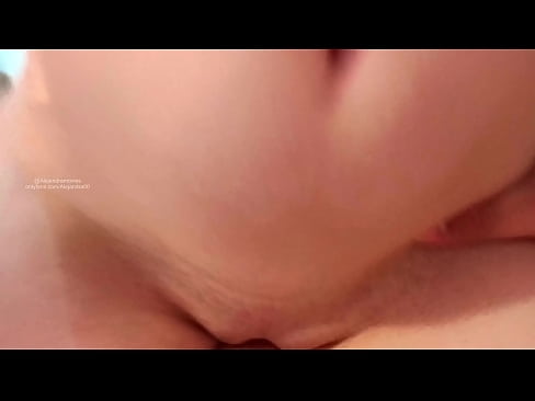 ❤️ Op de keamer fan myn suster sliepe en sa waard ik wekker ❤️ Russyske porno by wy ❤