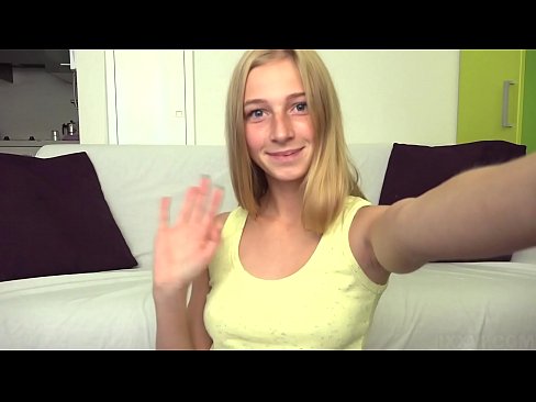 ❤️ As ik my ferfele masturbearje ik loai myn rôze kutje ❤️ Russyske porno by wy ❤