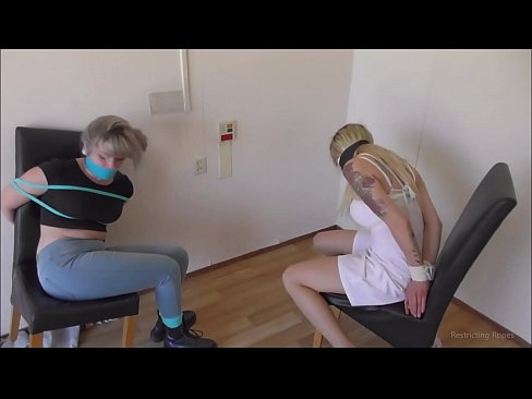 ❤️ Ferslave / fêstbûn en gagged / famke yn need ❤️ Russyske porno by wy ❤
