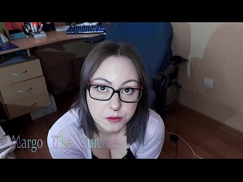 ❤️ Sexy famke mei bril sûget dildo djip op kamera ❤️ Russyske porno by wy ❤